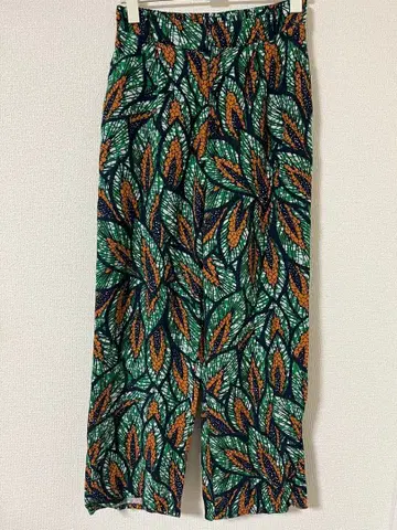AZUL 안감 부착 캐주얼 팬츠 그린과 오렌지 잎 패턴 S 사이즈