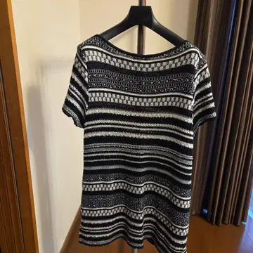 올베라 반팔 튜닉 블랙 앤 화이트 스트라이프