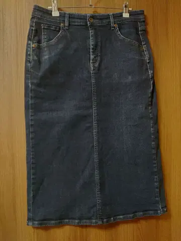 EDWIN KEITH 다크 블루 타이트 스커트 42 사이즈