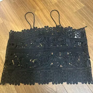 블랙 레이스 뷔스티에