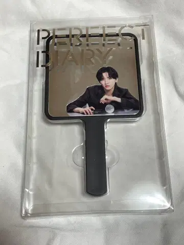 PERFECT DIARY 핸드 거울