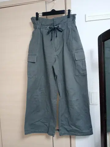 쿨 카키 카고 팬츠 사이즈 40