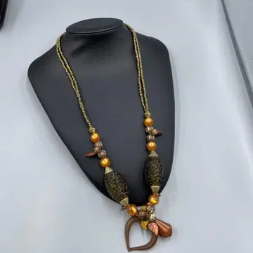 21 빈티지 유니크 디자인 브라운 계열 목걸이