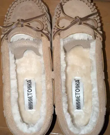 미사용 미네통카 모카신 24 4011W 코스트코