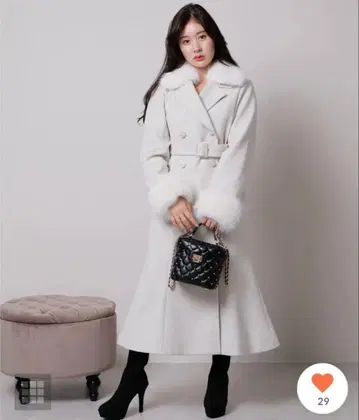 LIP SERVICE 퍼 칼라 머메이드 트렌치코트 (아이보리)