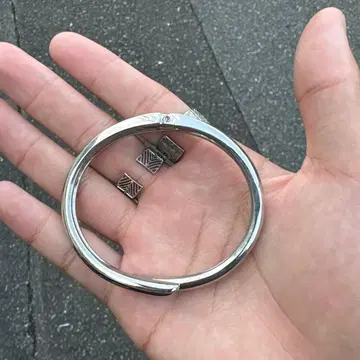 텍스처 실버 뱅글