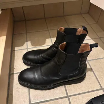 블랙 가죽 사이드 고어 부츠