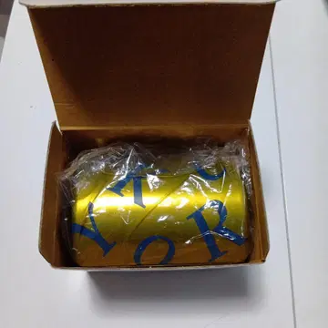 모리나가 완구 캔 골드 컬러와 파란색