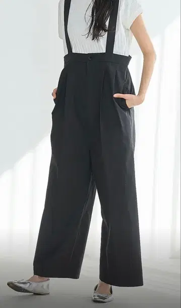 코엔 블랙 살로펫 와이드 팬츠 미사용 새상품