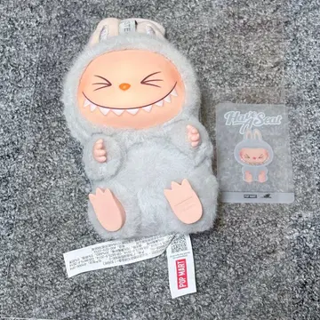 LABUBU Have a Seat HEHE 블랙 그레이 블랙