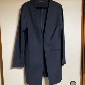 월드의 네이비 노카라 롱 자켓