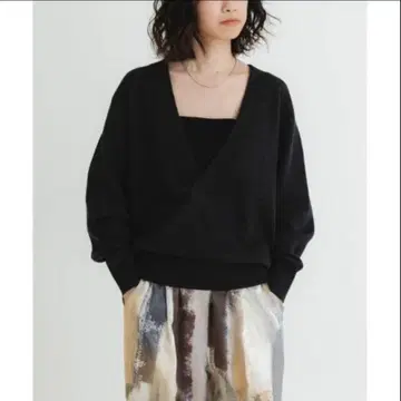 [ 어반 리서치 ] BROS 코튼 V넥 니트