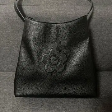 마리콴트 슈링크 데이지 엠보싱 토트 (블랙)