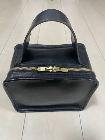 [ LIFESTYLIST ] 레더 미니 북 백 오타 유카리