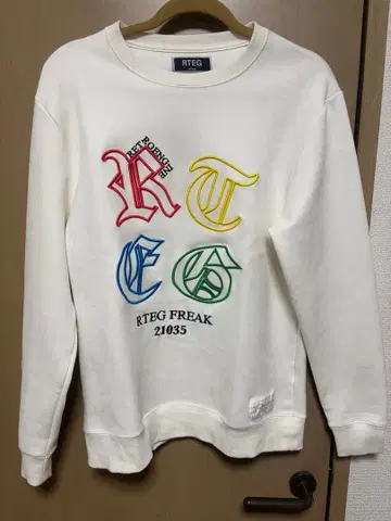 아담스 저글러 RTEG 컬러풀 로고 맨투맨 M 사이즈