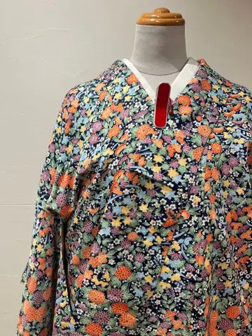 세탁 가능한 이중 기모노 화려한 코몬 네이비 컬러 베이스 새상품급 중고