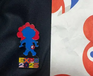 [ 새상품 ] 미야쿠미야쿠 핀 배지 백미야쿠미야쿠 꼬리