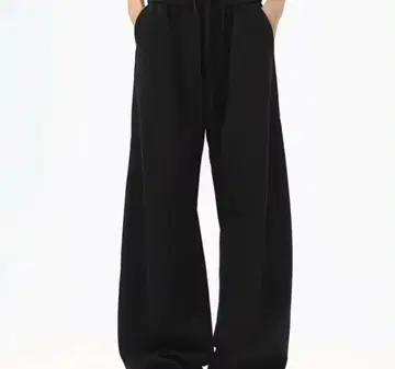 블랙 와이드 팬츠 사이드 포켓 포함