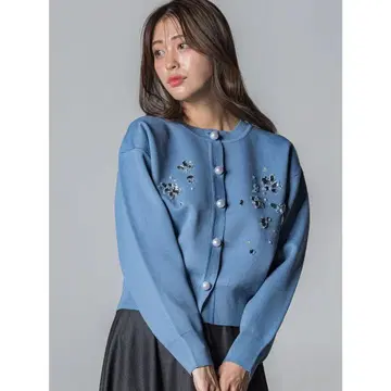 새상품급 퀸즈 코트 비즈 자수 펄 버튼 블루 가디건