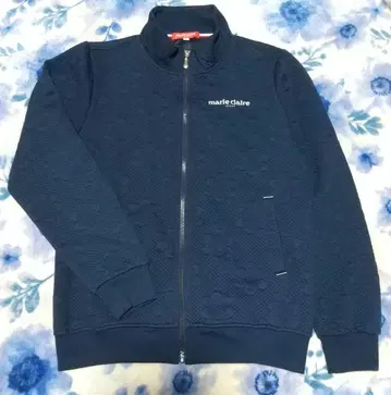 마리끌레르 네이비 풀 지퍼 자켓