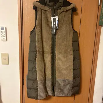 카키 다운 자켓 M 사이즈 후드 부착 리버서블