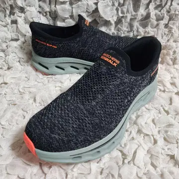 미사용 스케쳐스 슬립인즈 고 워크 글라이드 스텝