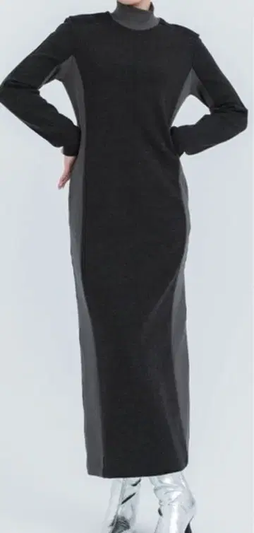 STUDIOUS 밀리터리 디테일 저지 드레스