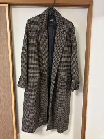 ZARA 체크 무늬 롱 코트 M