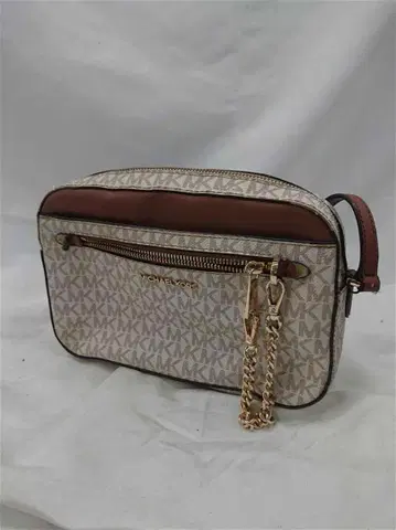 마이클 코스 로고 숄더백 베이지 계열