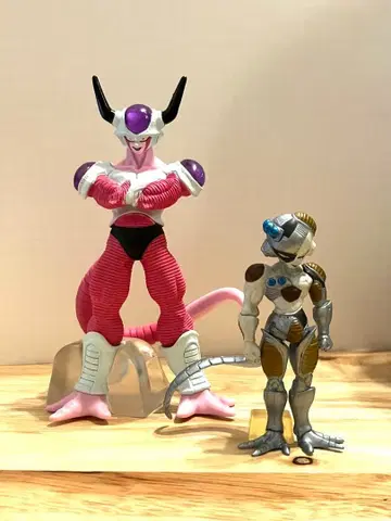 드래곤볼 프리저 제2형태 메카 프리저 피규어 세트