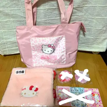 레오파드 키티 토트백 핑크 복권 복조리 아크릴 참 딸기 신문