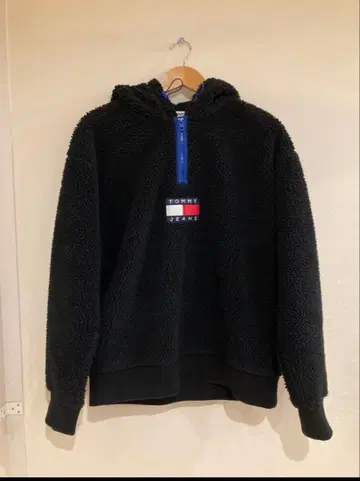TOMMY JEANS 플리스 자켓 블랙