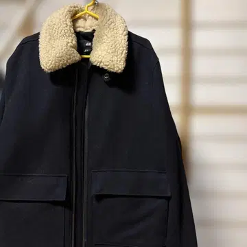 보아 옷깃 블랙 자켓