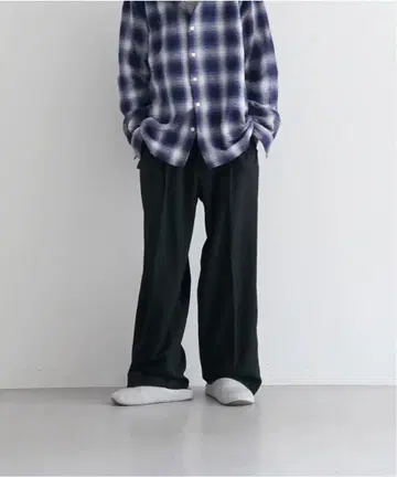 KAIKO Wide slacks 'BLACK'