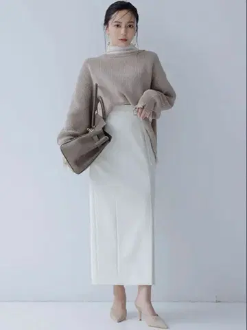 새상품급 anuans 아뉴앙스 하이웨스트 스트레치 스커트 아이보리 S