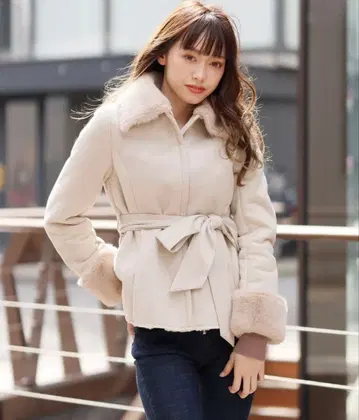 LIP SERVICE 리본 벨트 무스탕 숏 자켓