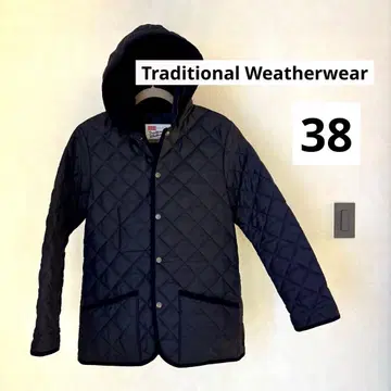 [ 새상품급 ] 트래디셔널 웨더웨어 별주 퀼팅 자켓 38 블랙