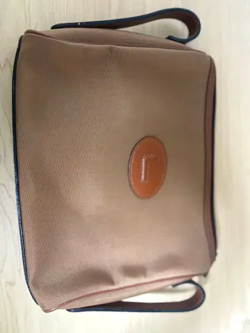 새상품 Lancel 브라운 나일론 클러치백