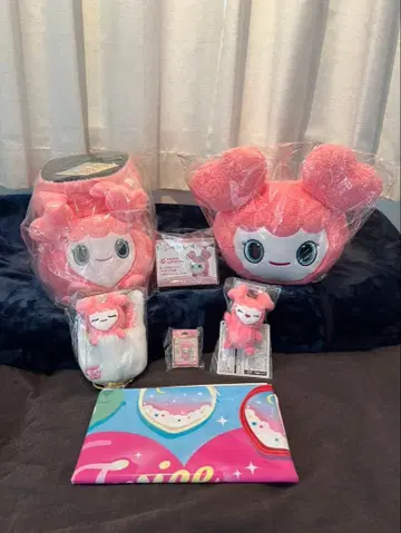 TWICE LOVELYS GIGO 모모 모블리 세트