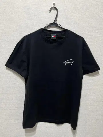 TOMMY JEANS 블랙 T셔츠 S사이즈