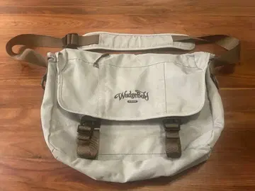 wudgeBoy messenger bag