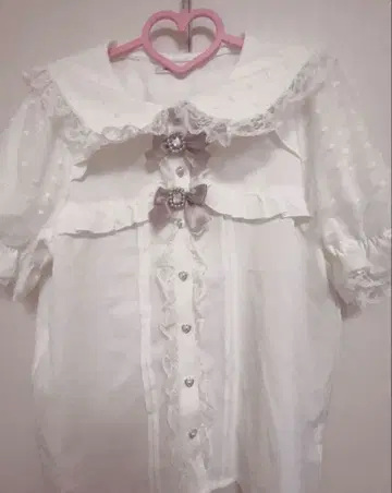 NOEMIE 키라키라 리본 하트 튤 세일러 블라우스