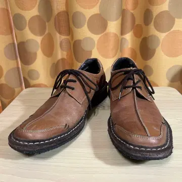 맥그리거 브라운 가죽 레이스업 슈즈