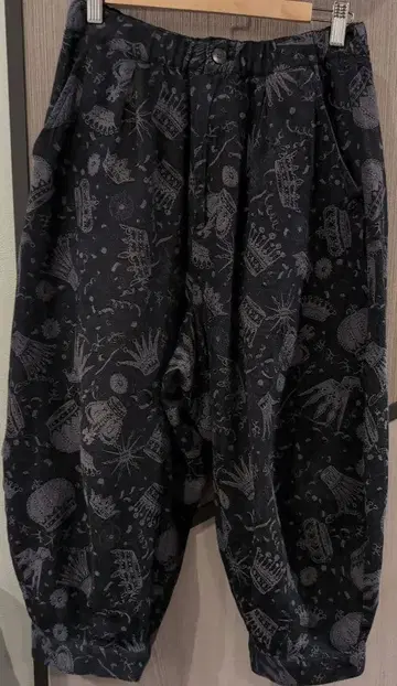 FRAPBOIS 블랙 팬츠