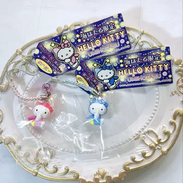 새상품급 지역 한정판 헬로키티 해변 반딧불이 스트랩