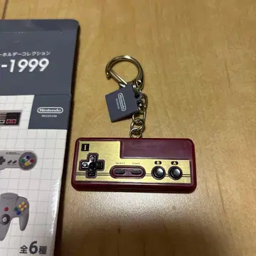 [ 새상품 ] Nintendo 패미컴 키링 닌텐도 뮤지엄 한정판