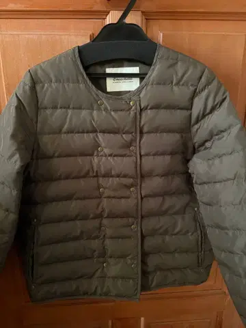 Encachette / 다운 숏코트