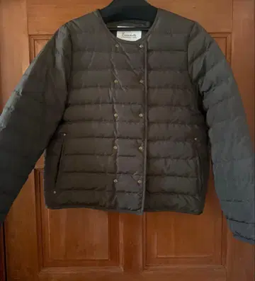 Encachette / 다운 숏코트