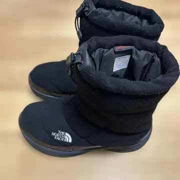THE NORTH FACE 블랙 부츠