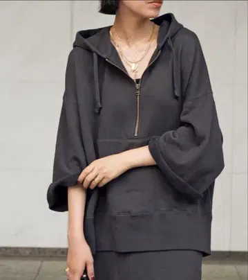 AP STUDIO 울 믹스 하프 지퍼 후디